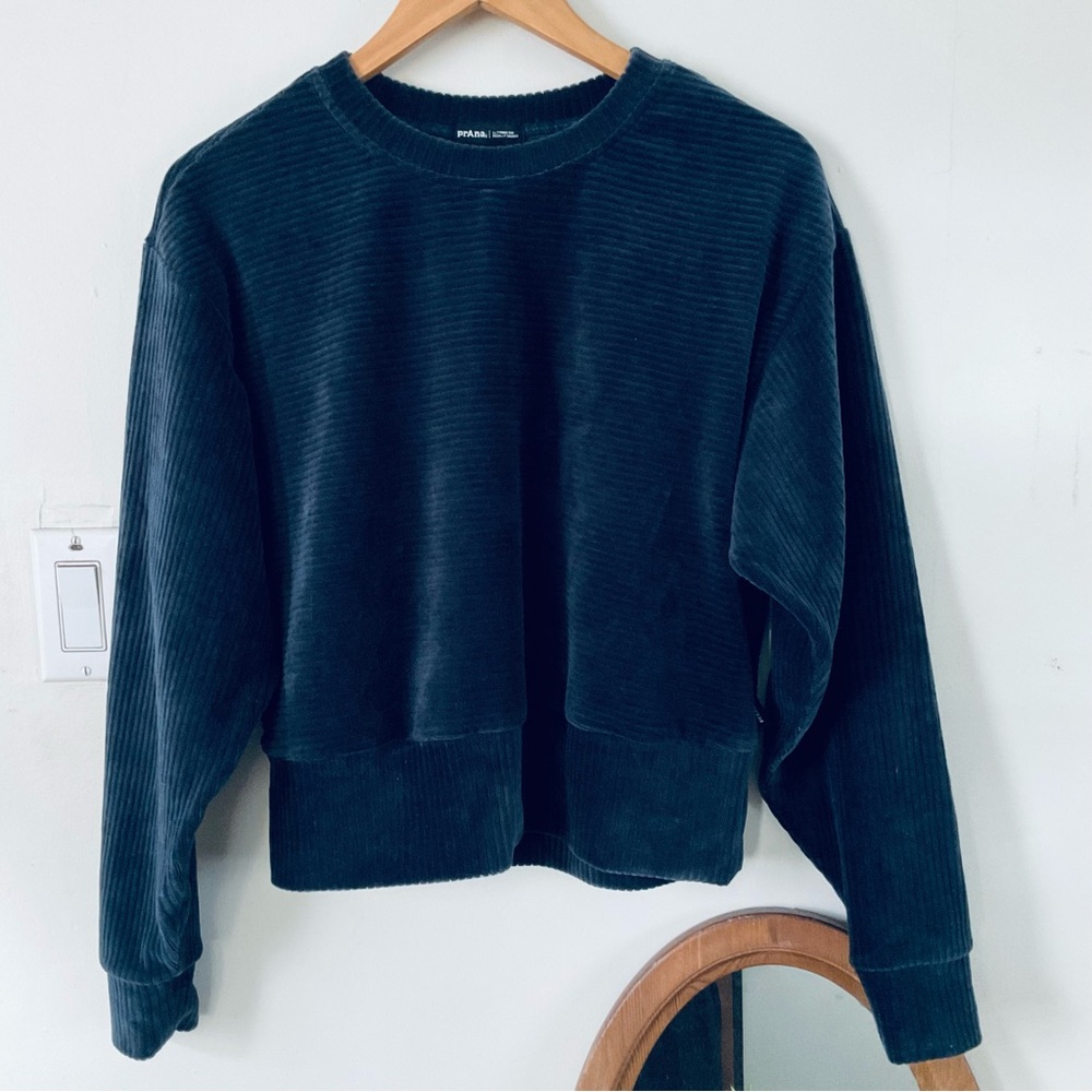 PrAna Velvety Oversized Sweater – Size S, navy blue